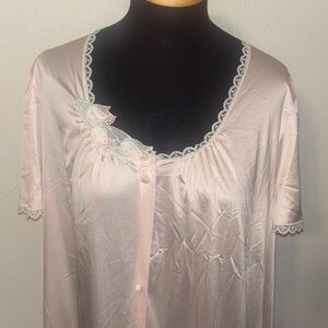 Vandemere Vintage Lace Trimmed Button Down Robe size XL